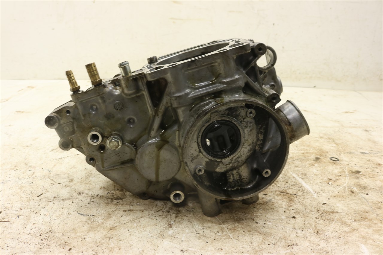 Bobcat 3200 3400 13 Engine Cases Crankcase 17347 | eBay