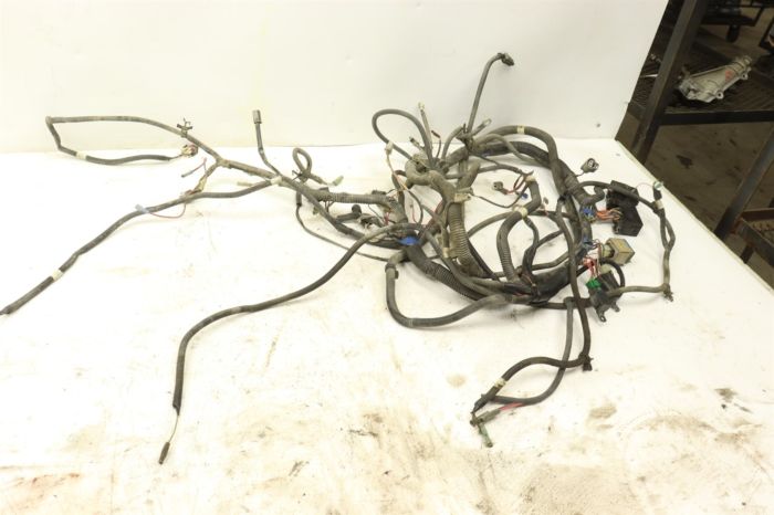 Kubota RTV 900 12 WIRING HARNESS K7561-61225 30322