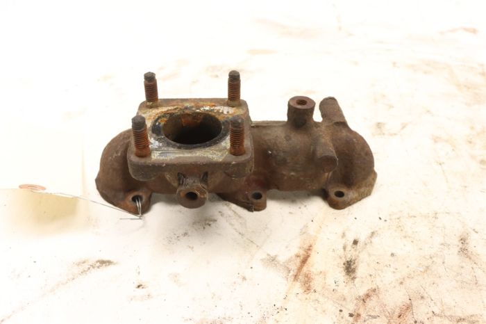 Kubota RTV 900 05 Exhaust Manifold 1G471-12310 31189