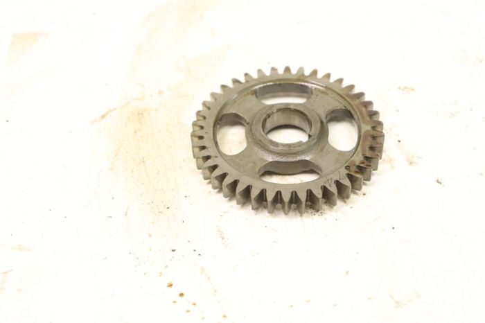 Yamaha Moto 4 250 2x4 90 Oil Pump Gear 21V-13326-00-00 32935