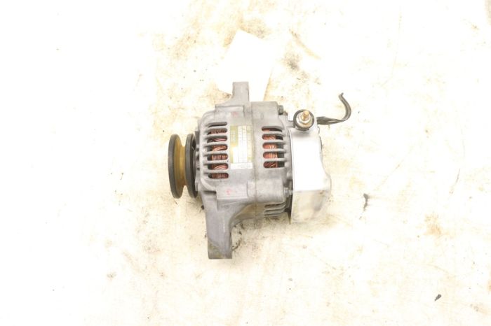 Kubota RTV 900 XT 13 Alternator K7561-61910 39657