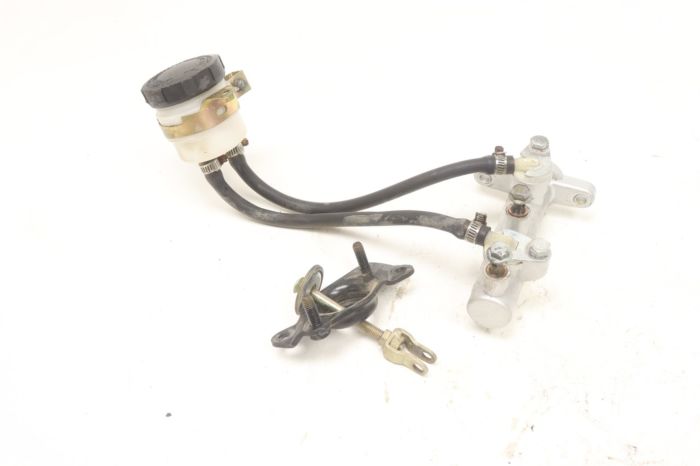 Massimo MSU 700 UTV Crew 10 Brake Master Cylinder 44520-115-0100 41736