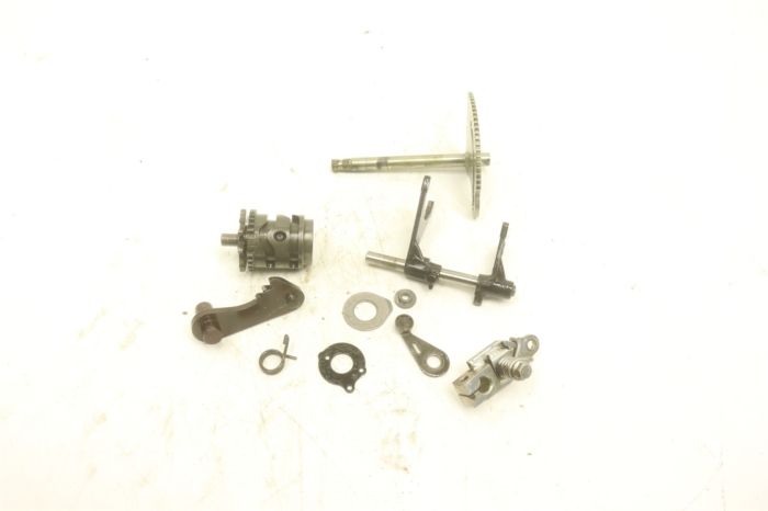 Can-Am Outlander 400 XT 05 Transmission Fork Shift Shifter Drum 41852